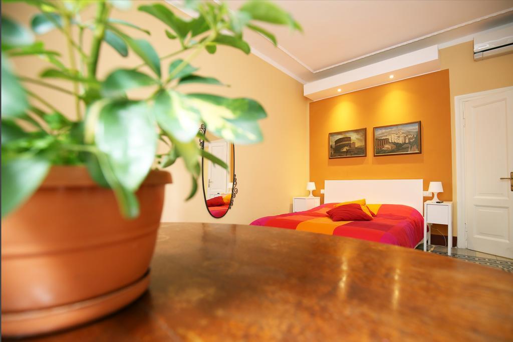 Giulietta Al Colosseo B&B Řím Pokoj fotografie